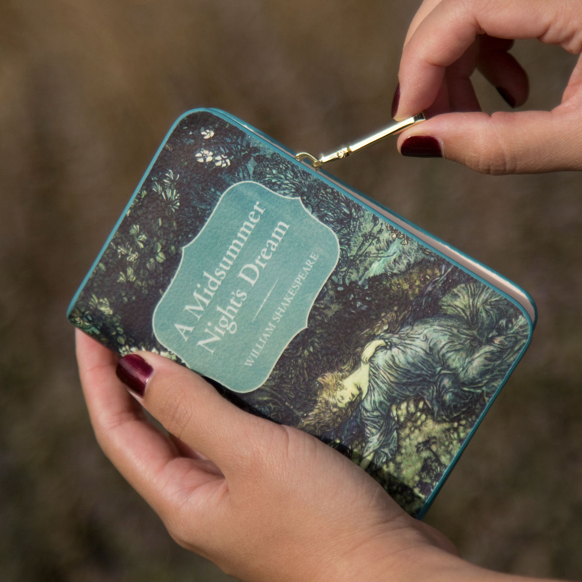 Midsummer Night's Dream Zip Around Purse – Well Read Company